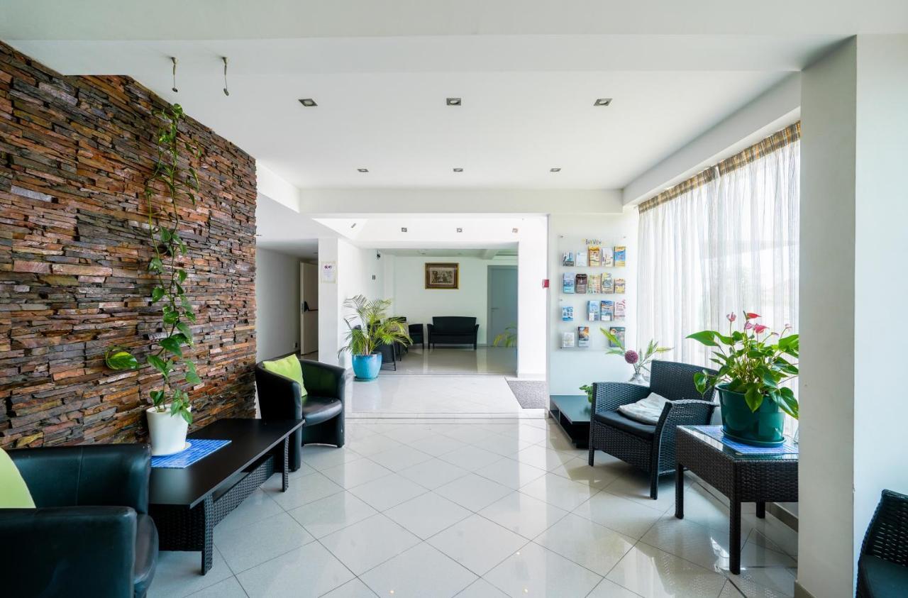 Bay View Apartment W/Pool 3-Min Walk To The Beach Albufeira Esterno foto